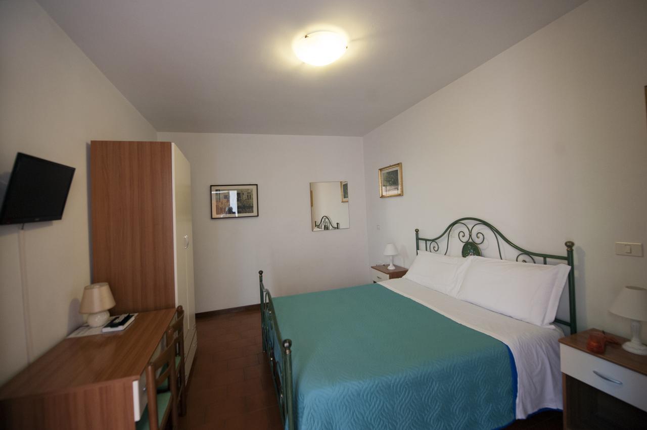 Hotel Athena Spoleto Eksteriør bilde