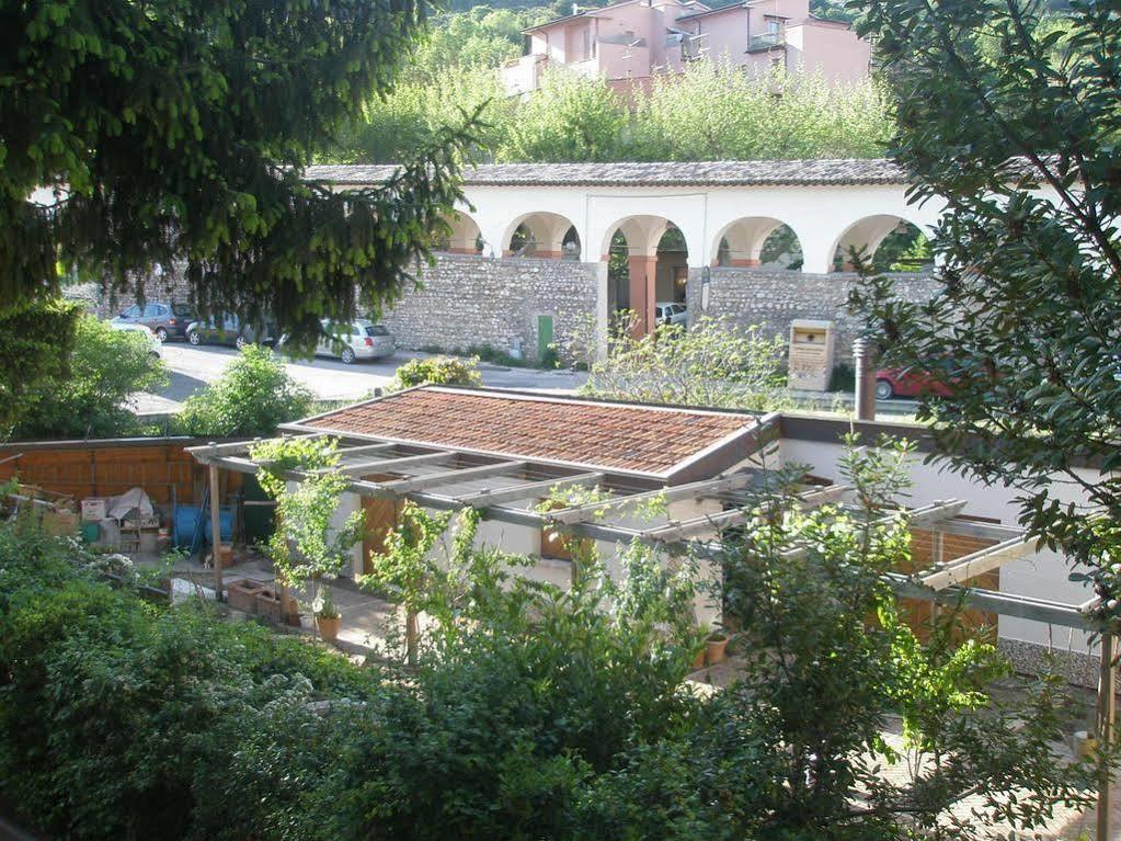 Hotel Athena Spoleto Eksteriør bilde