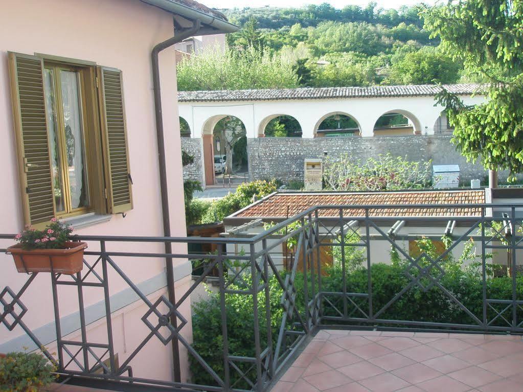 Hotel Athena Spoleto Eksteriør bilde